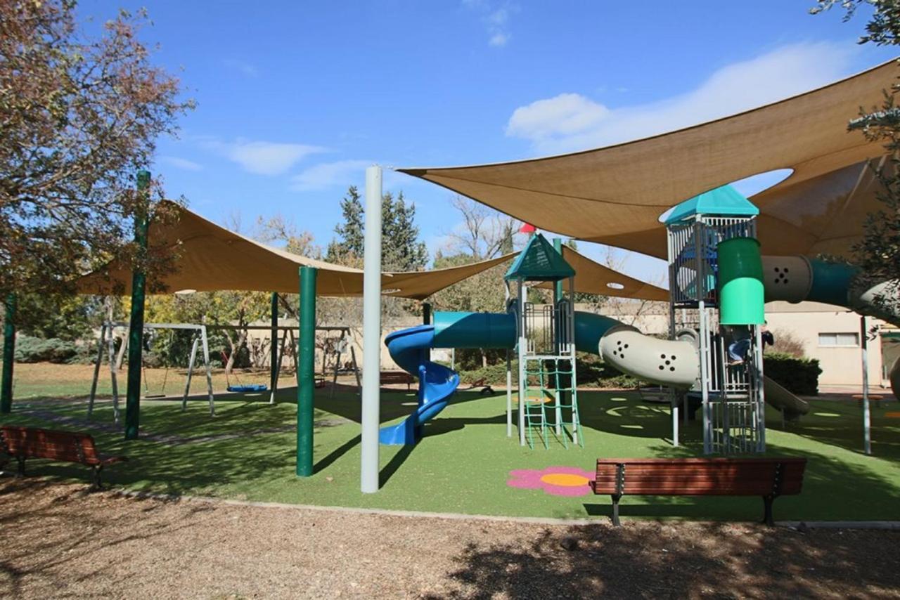 Villa Etnachta Kibbutz Afik Exterior foto